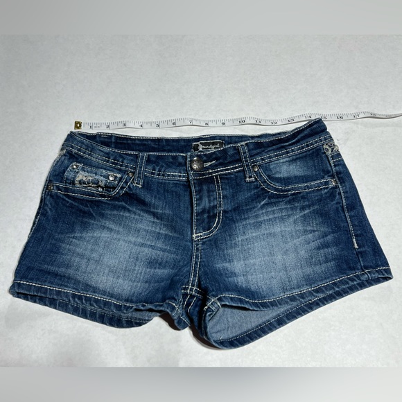 Soundgirl Jean shorts size 9 - Picture 5 of 7